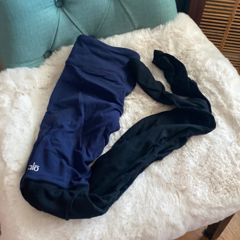 Alo Yoga Goddess Legging